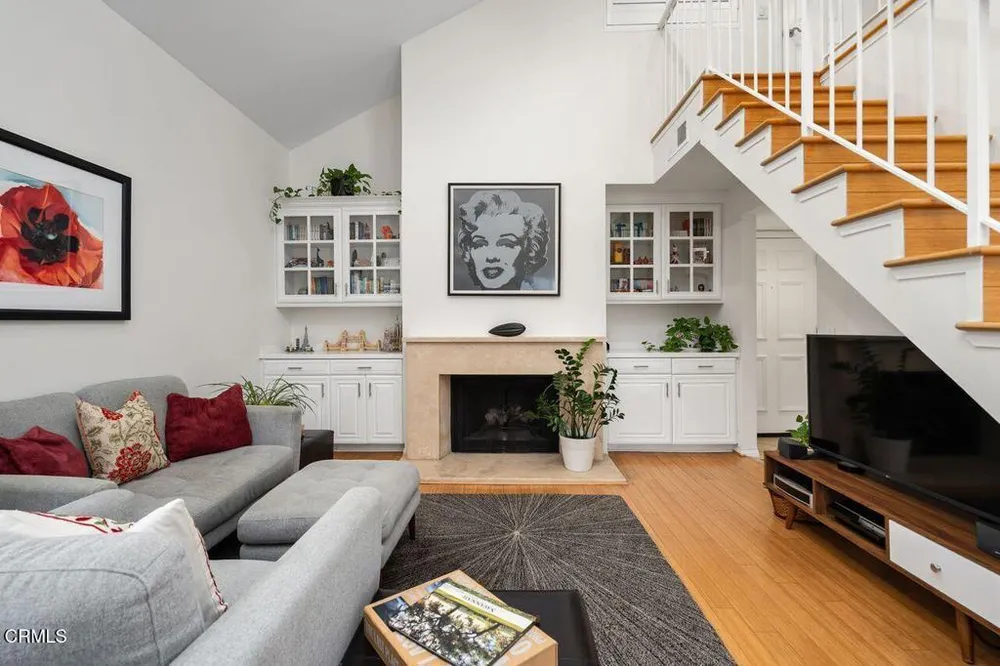 227 S Madison Ave, Pasadena, CA 91101