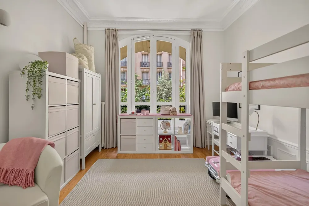 Paris 7th (Gros-Caillou), 75007, France