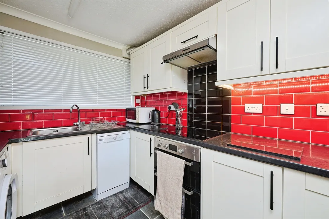 Property photo 8