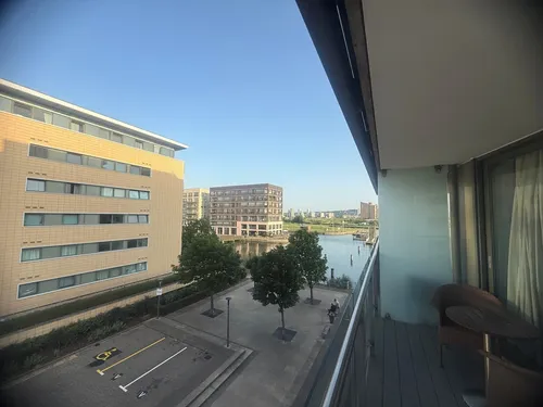 Albert Basin Way, LONDONphoto