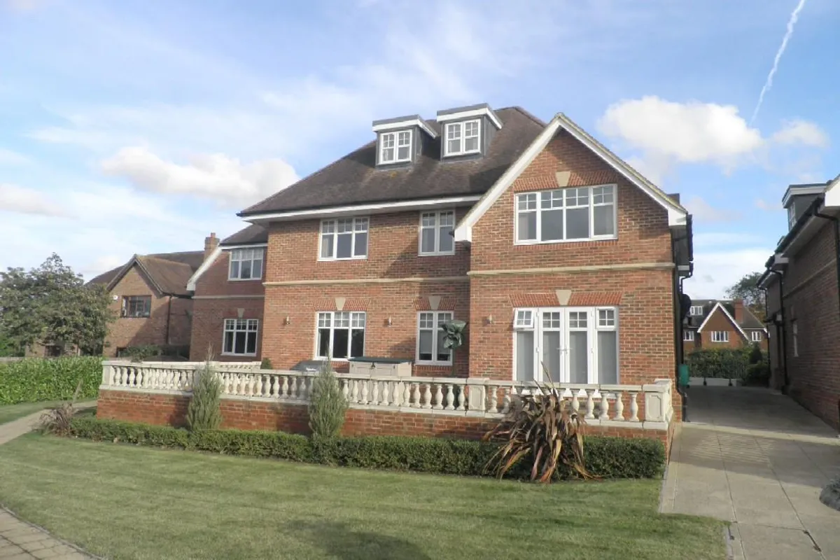 Shoppenhangers Road, MAIDENHEAD