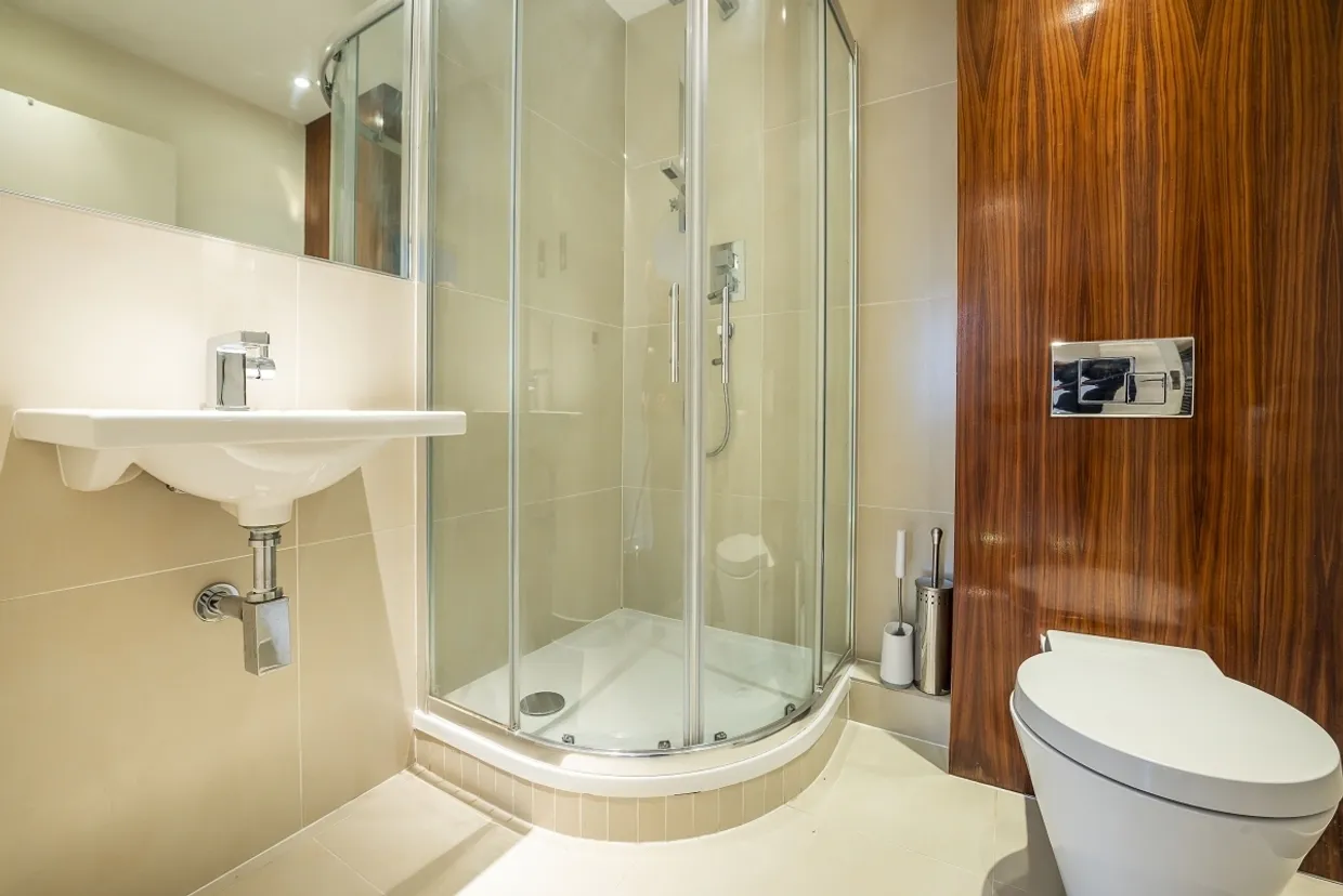 Brighton Road, Surbiton, KT6 photo 5
