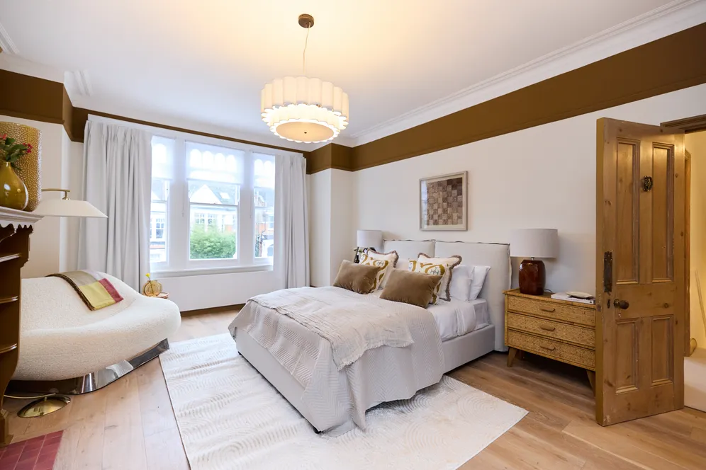 Rosebery Road, London, N10 photo 9