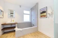 Rosebery Road, London, N10 photo 27