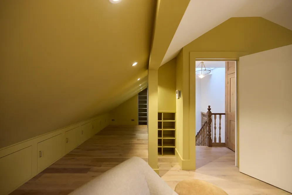 Rosebery Road, London, N10 photo 38