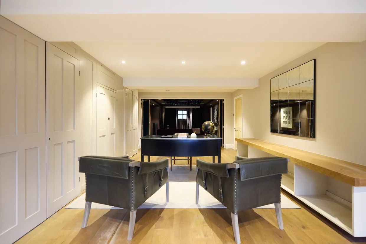 Rosebery Road, London, N10 photo 47