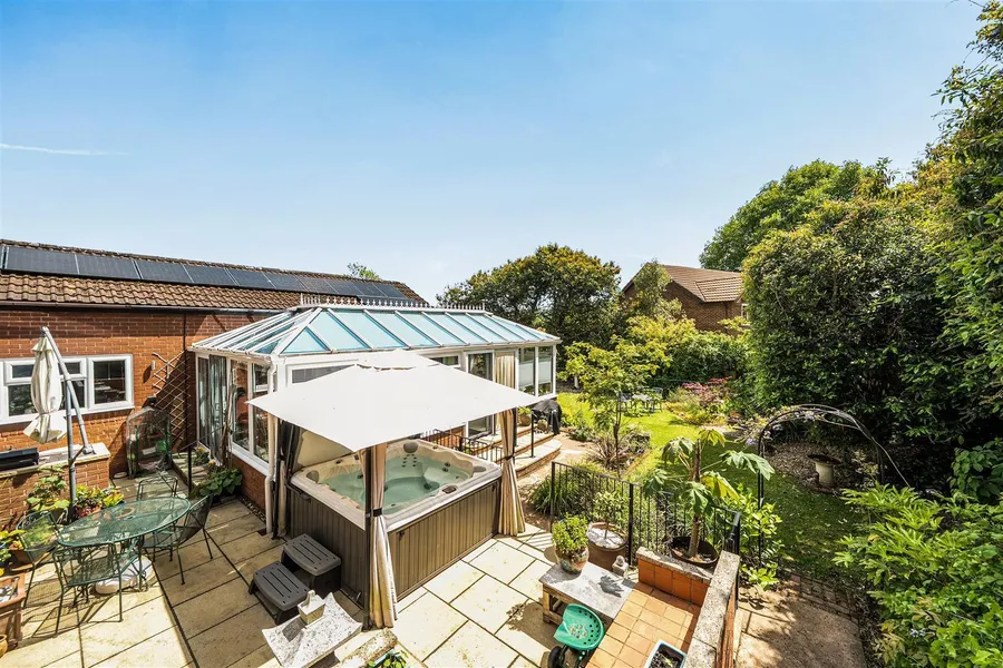 Property Image 6