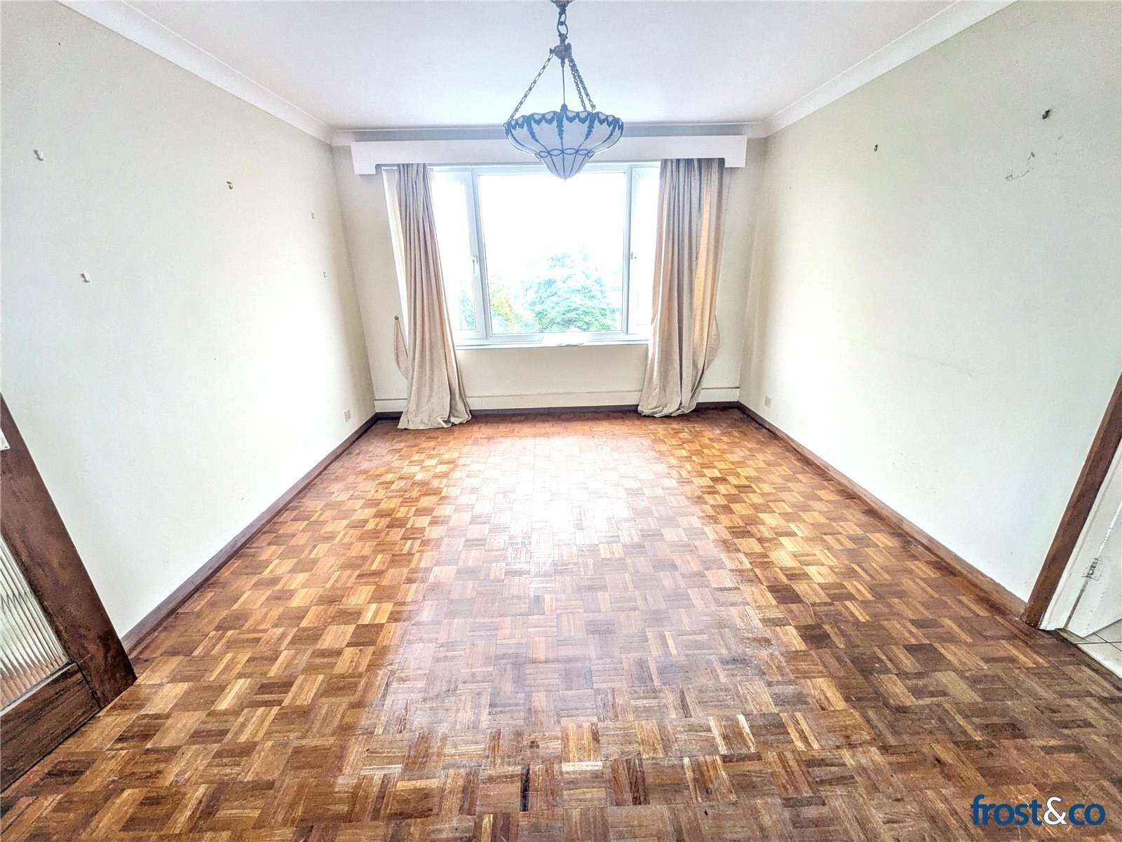 The Avenue, Westbourne, Poole, Dorset, BH13 Image 5