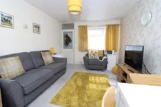 Cowan Close, RUGBY