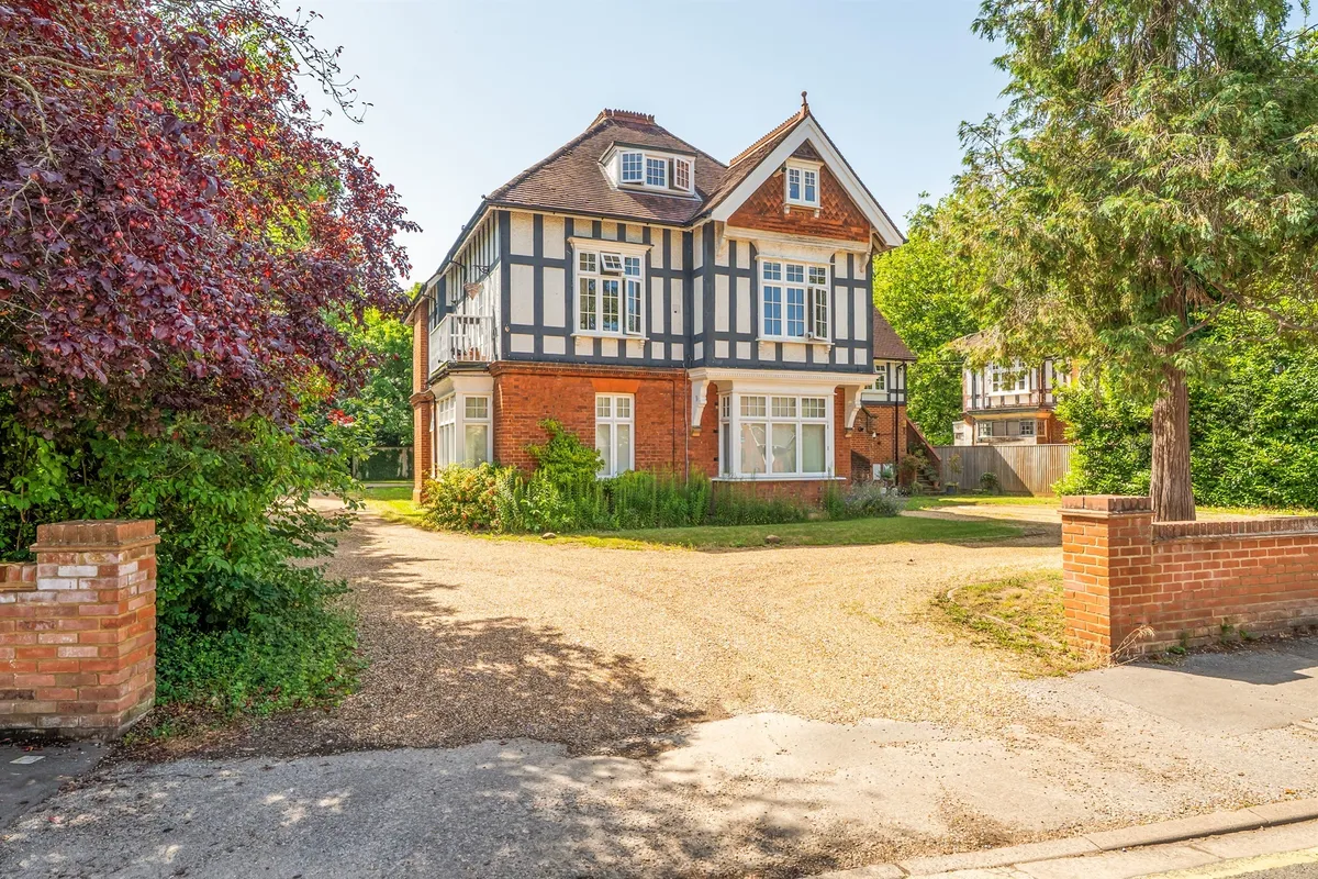 Ray Park Avenue, Maidenhead