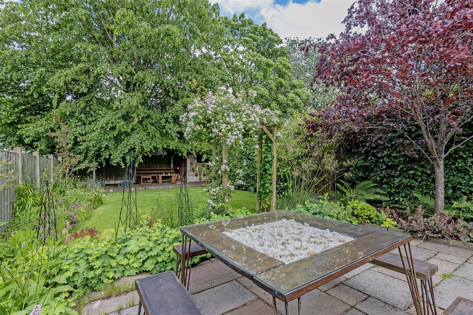 Miriam Avenue, Somersall, Chesterfield Image 36