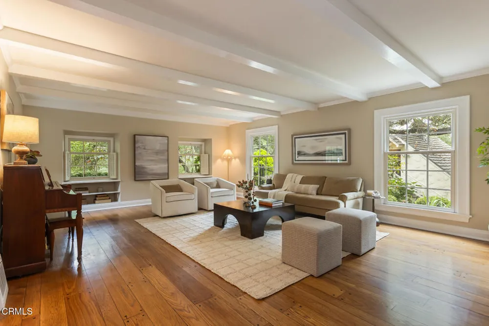 3788 Chevy Chase Dr, La Canada Flintridge, CA 91011