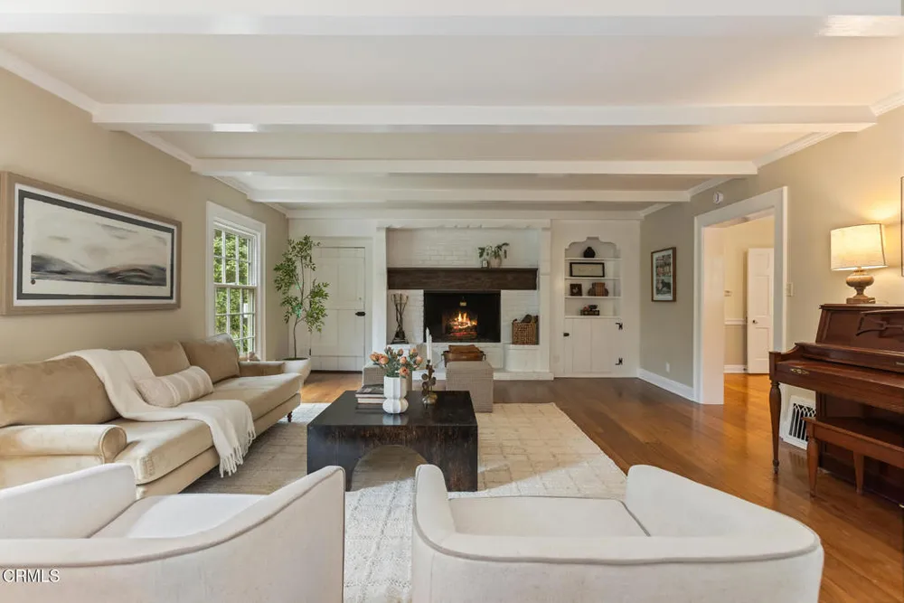 3788 Chevy Chase Dr, La Canada Flintridge, CA 91011