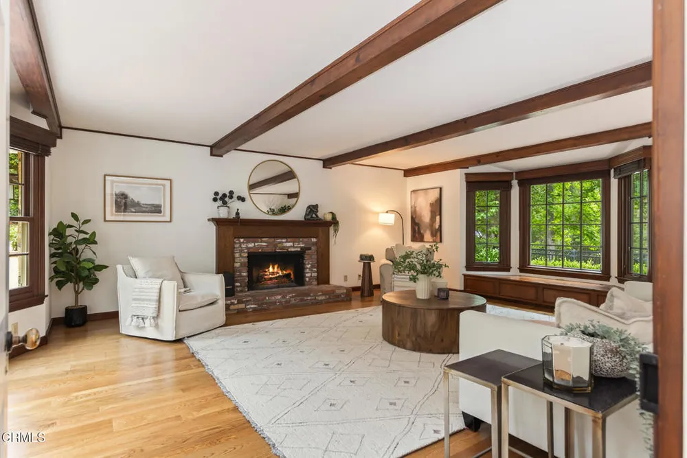 3788 Chevy Chase Dr, La Canada Flintridge, CA 91011