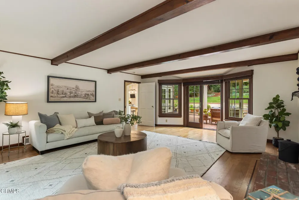 3788 Chevy Chase Dr, La Canada Flintridge, CA 91011