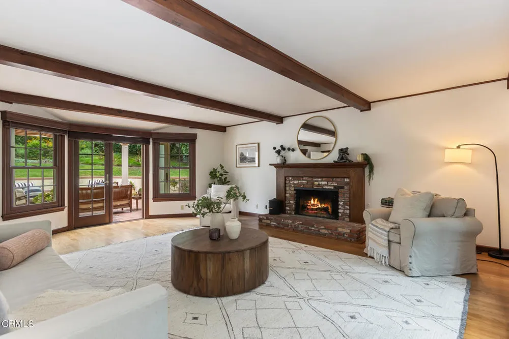 3788 Chevy Chase Dr, La Canada Flintridge, CA 91011