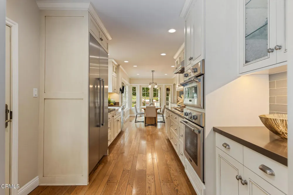 3788 Chevy Chase Dr, La Canada Flintridge, CA 91011