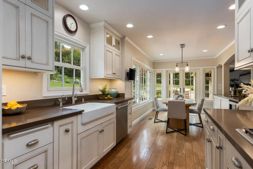3788 Chevy Chase Dr, La Canada Flintridge, CA 91011