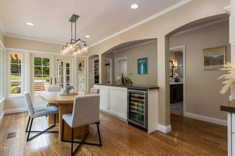 3788 Chevy Chase Dr, La Canada Flintridge, CA 91011