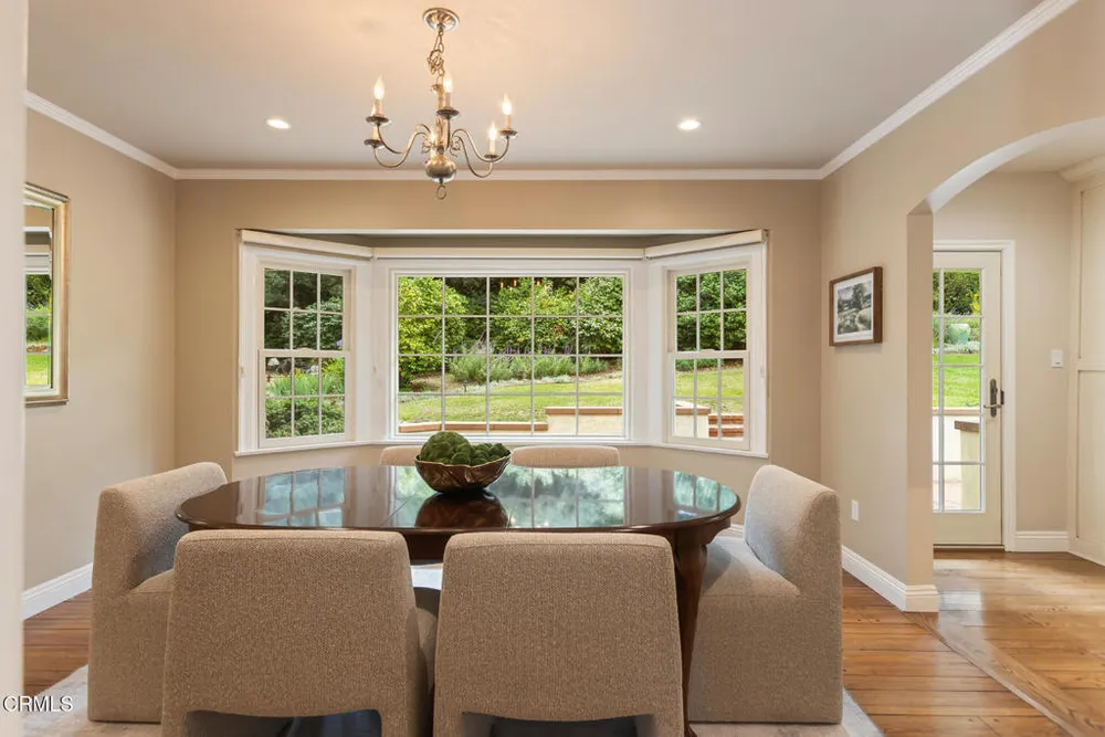 3788 Chevy Chase Dr, La Canada Flintridge, CA 91011