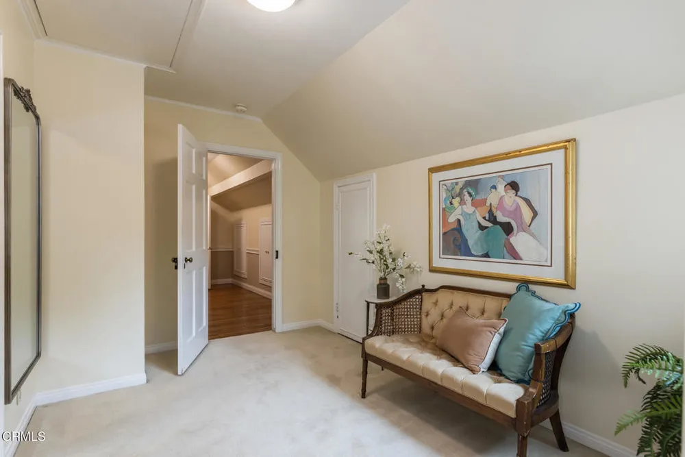 3788 Chevy Chase Dr, La Canada Flintridge, CA 91011