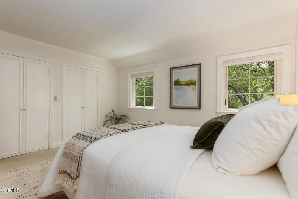 3788 Chevy Chase Dr, La Canada Flintridge, CA 91011