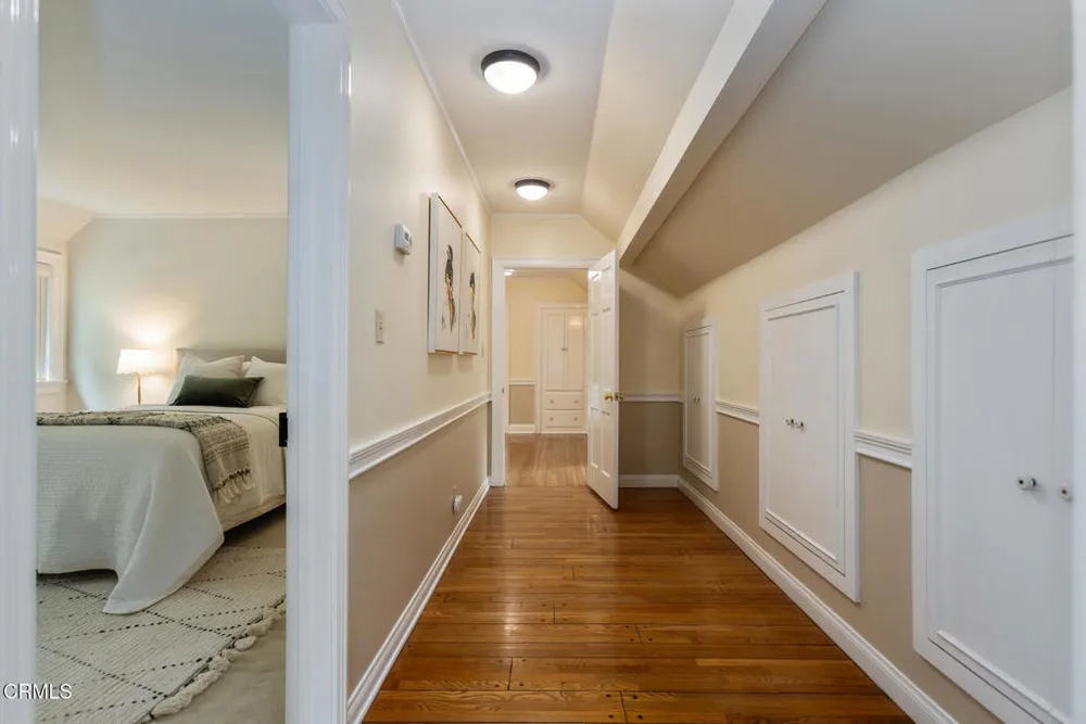3788 Chevy Chase Dr, La Canada Flintridge, CA 91011