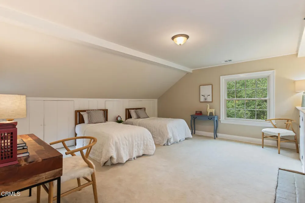 3788 Chevy Chase Dr, La Canada Flintridge, CA 91011