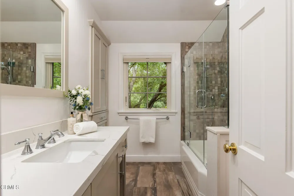 3788 Chevy Chase Dr, La Canada Flintridge, CA 91011
