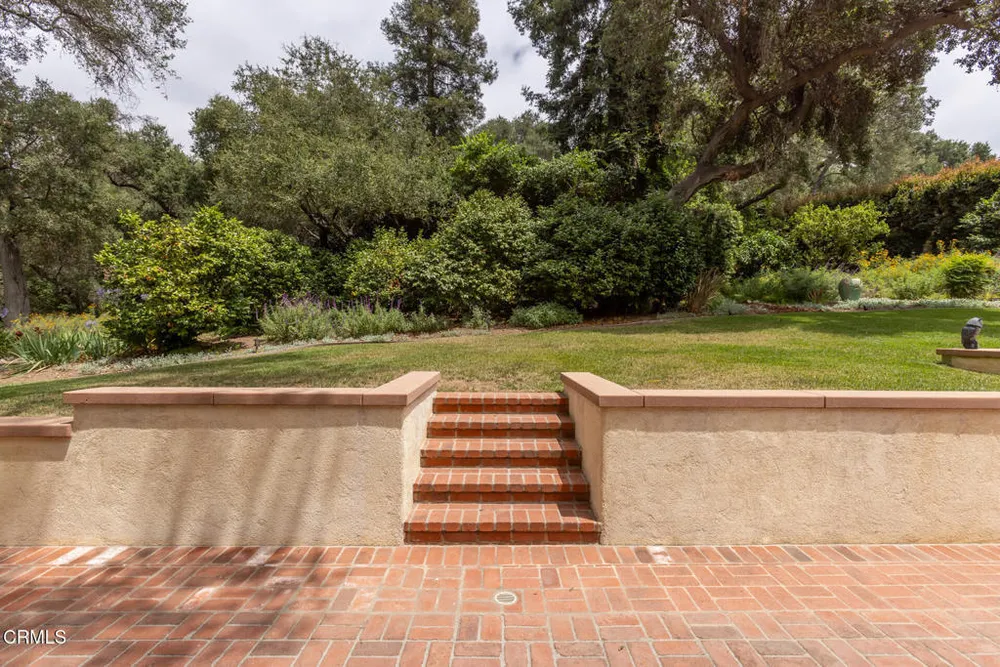 3788 Chevy Chase Dr, La Canada Flintridge, CA 91011