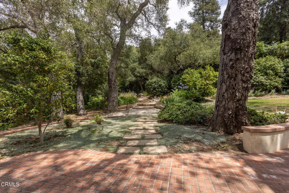 3788 Chevy Chase Dr, La Canada Flintridge, CA 91011