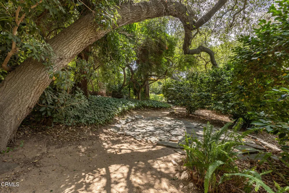 3788 Chevy Chase Dr, La Canada Flintridge, CA 91011