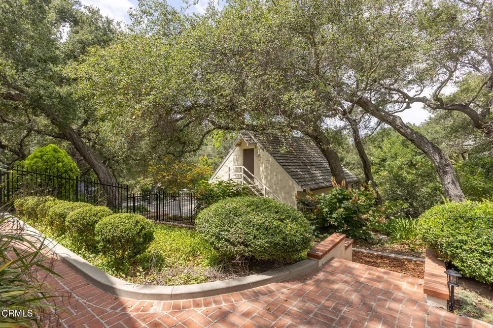 3788 Chevy Chase Dr, La Canada Flintridge, CA 91011