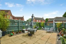 Lime Walk, Old Leake, BOSTON