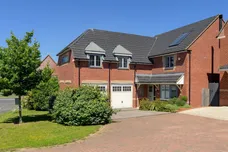 Falcon Road, Corby