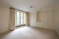 The Downs, London, SW20 photo 6