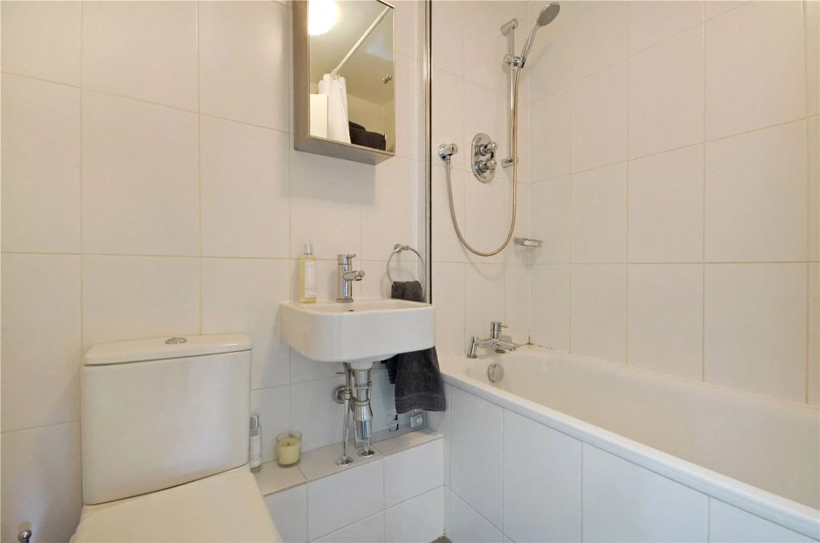 Garlinge Road, Kilburn, London, NW2