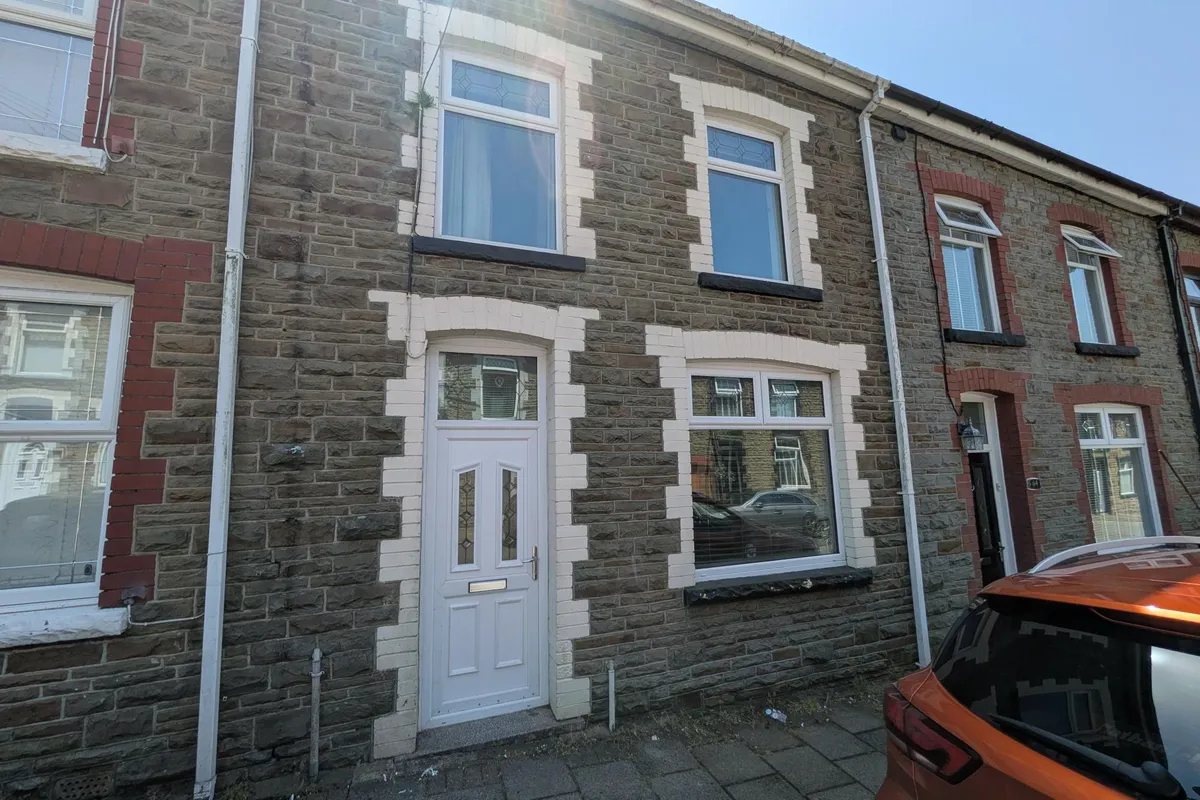 Prichard Street, Tonyrefail, Porth