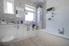 Ashley Road, Hampton, TW12 photo 5