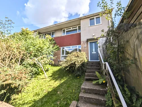 Abbey Close, Taffs Well, Cardiffphoto