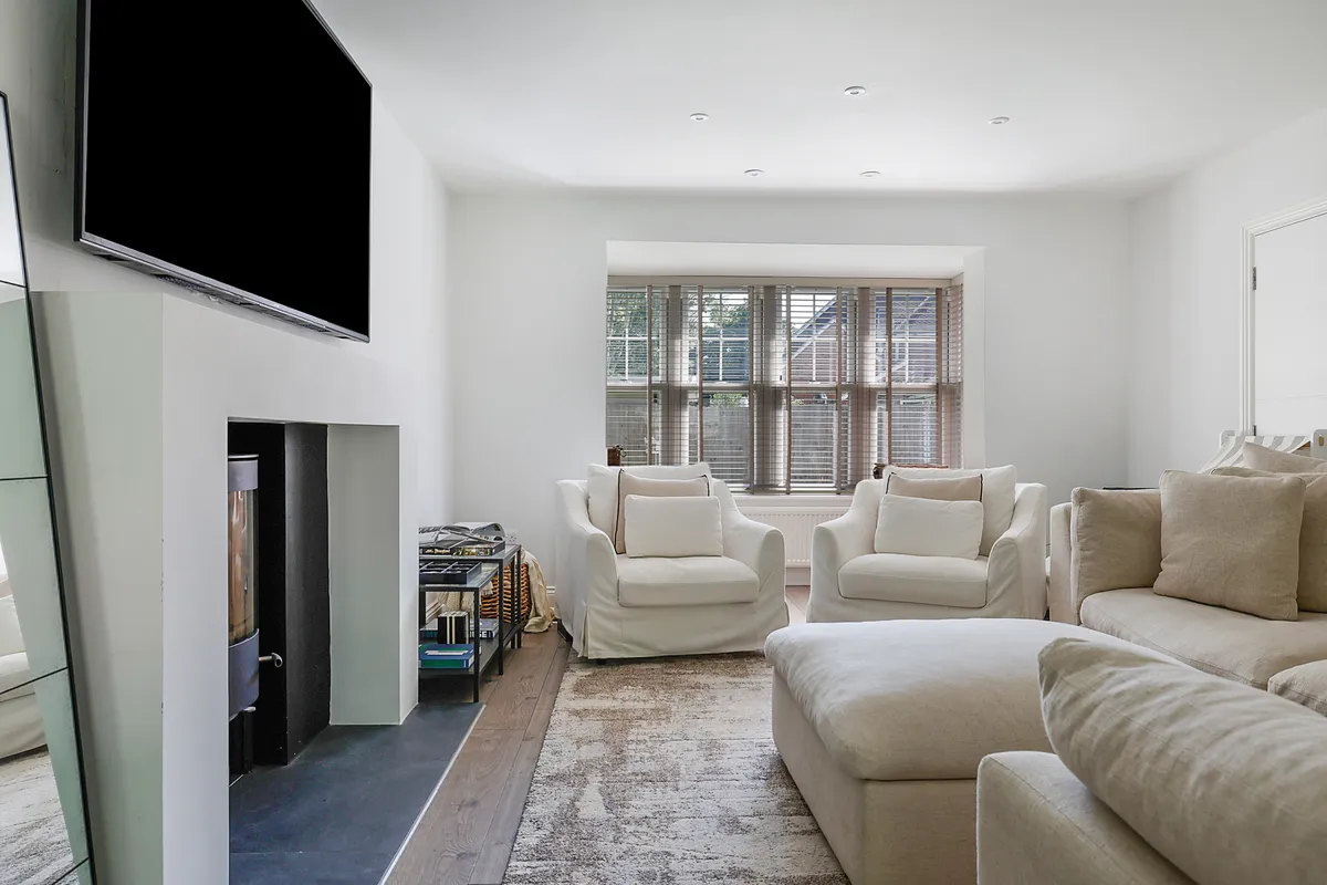 Denoras Close, Horley, Surrey, RH6