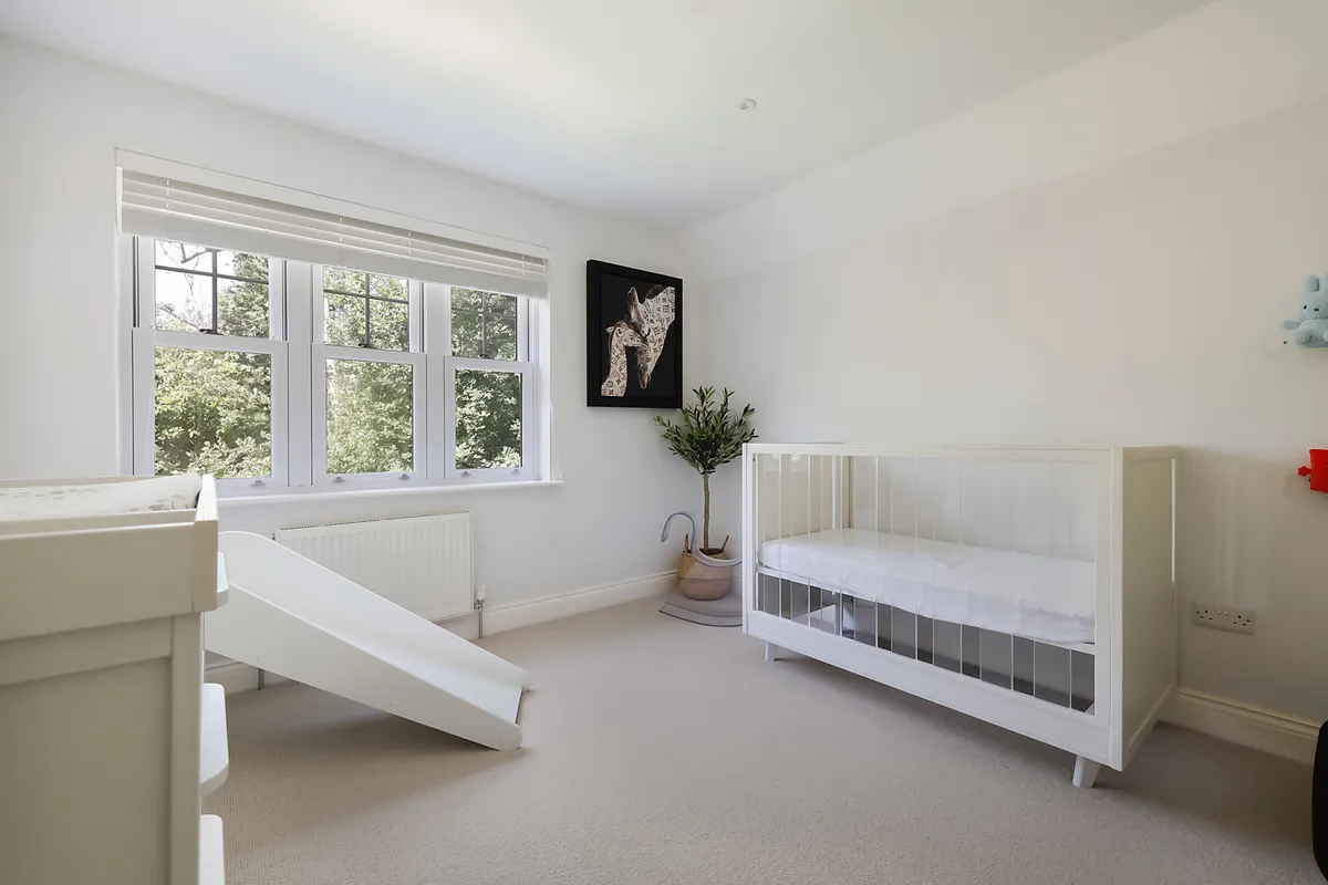 Denoras Close, Horley, Surrey, RH6