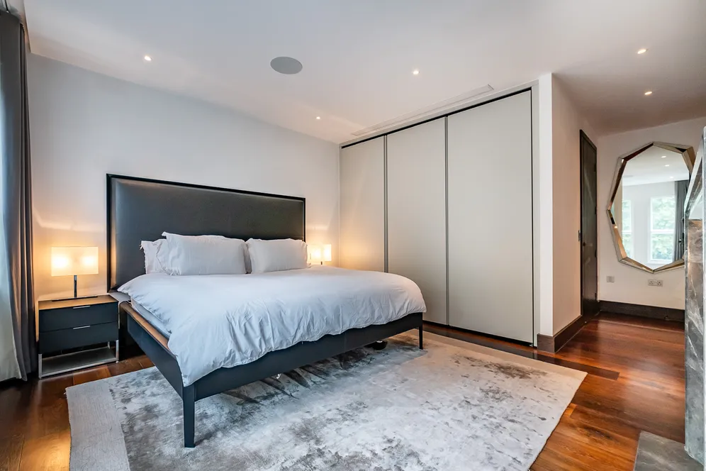 Logan Place, London, W8 photo 17