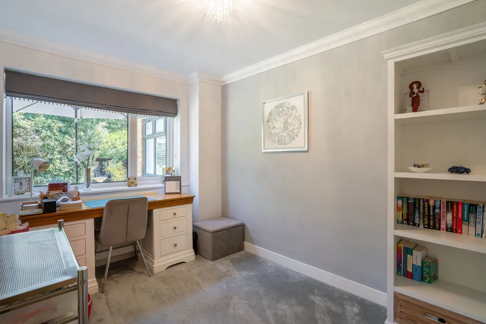 Walkers Ridge, Camberley, GU15 photo 13