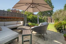 Kingston Lane, Teddington, TW11 photo 5