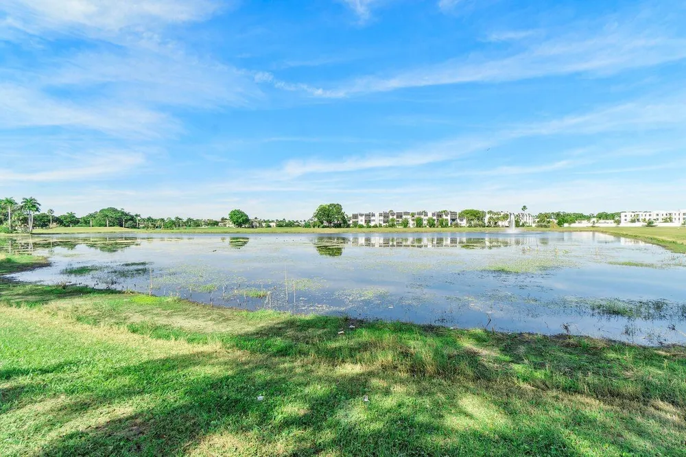 4832 Esedra Ct, Lake Worth, FL 33467