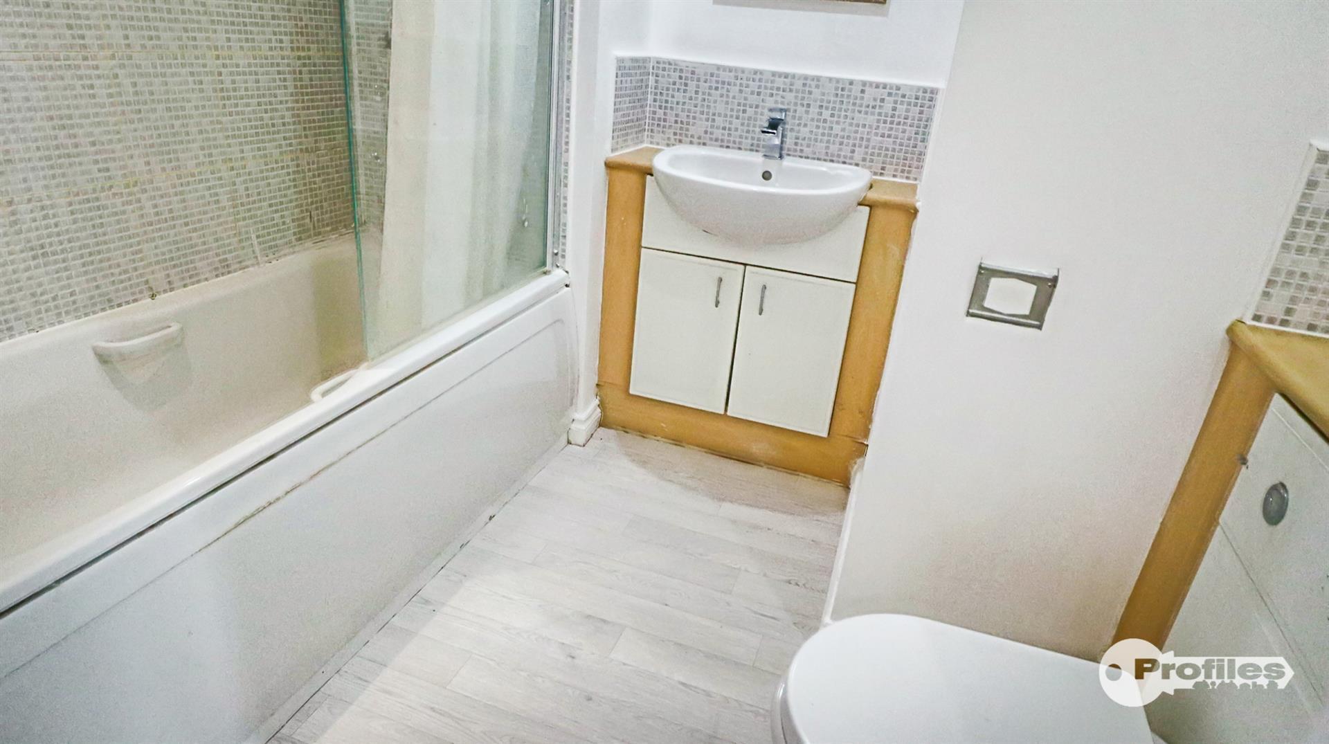 Weavers Court, Hinckley Image 11