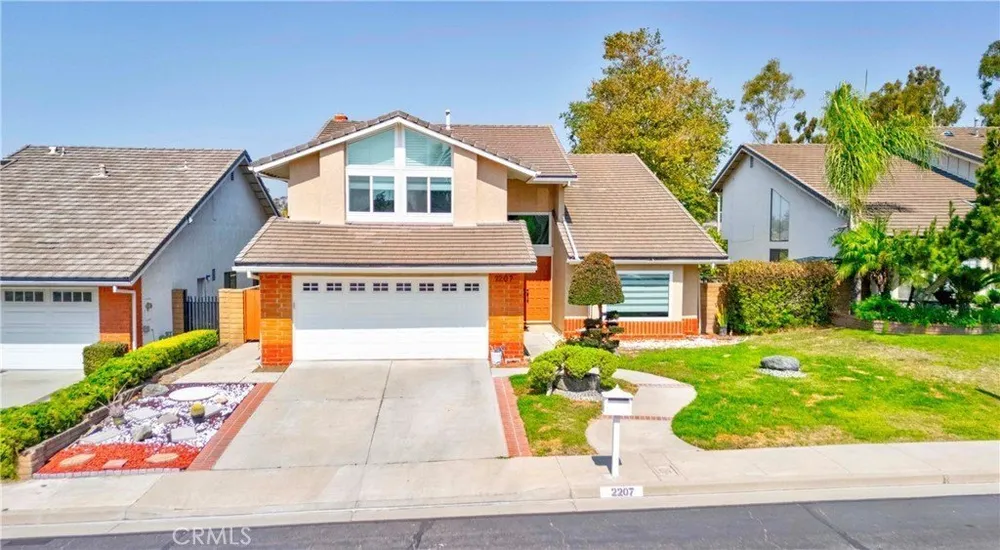 2207 Heritage Way, Fullerton, CA 92833