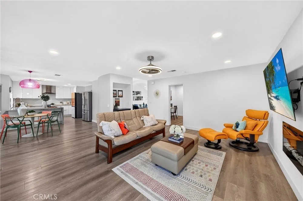 2207 Heritage Way, Fullerton, CA 92833