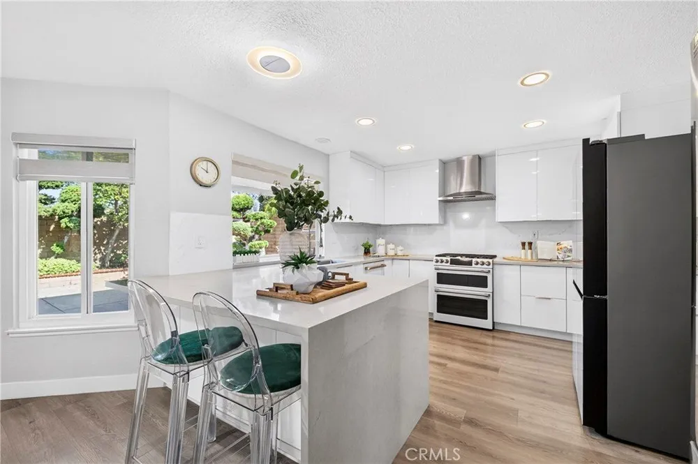 2207 Heritage Way, Fullerton, CA 92833
